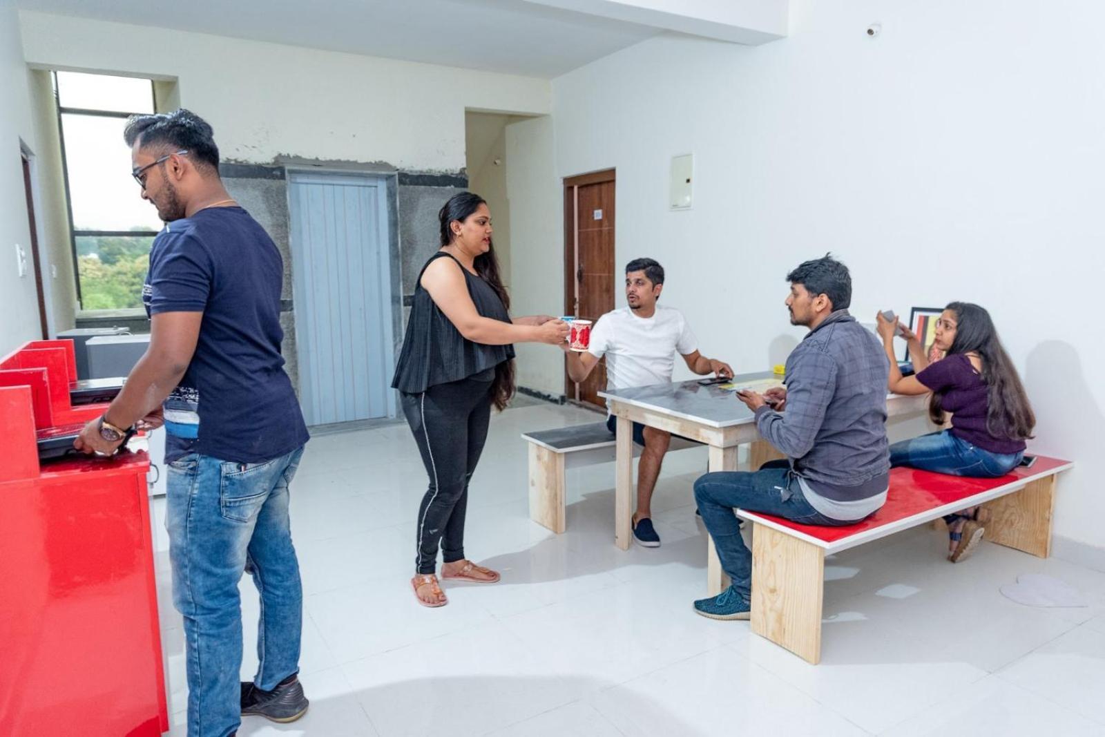 C Suites - Drava Bangalore Luaran gambar